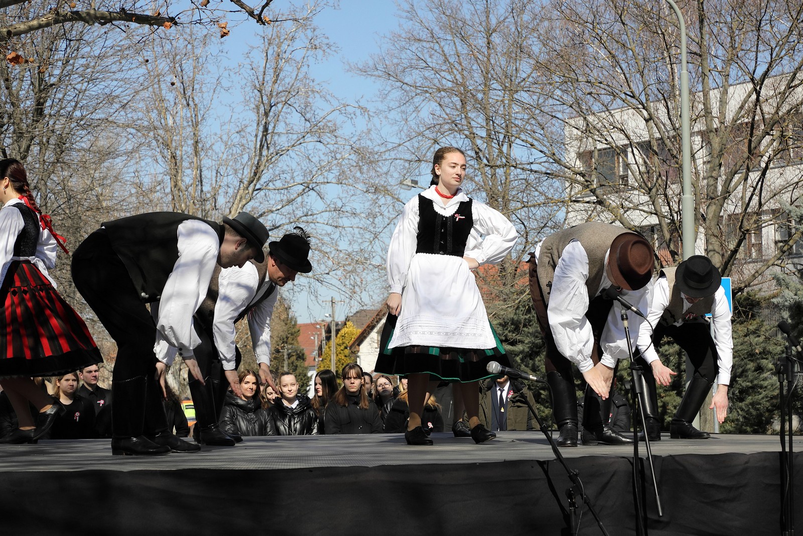 A Szabadságharcos úton ünnepelték Március 15-ét a Kodolányisok